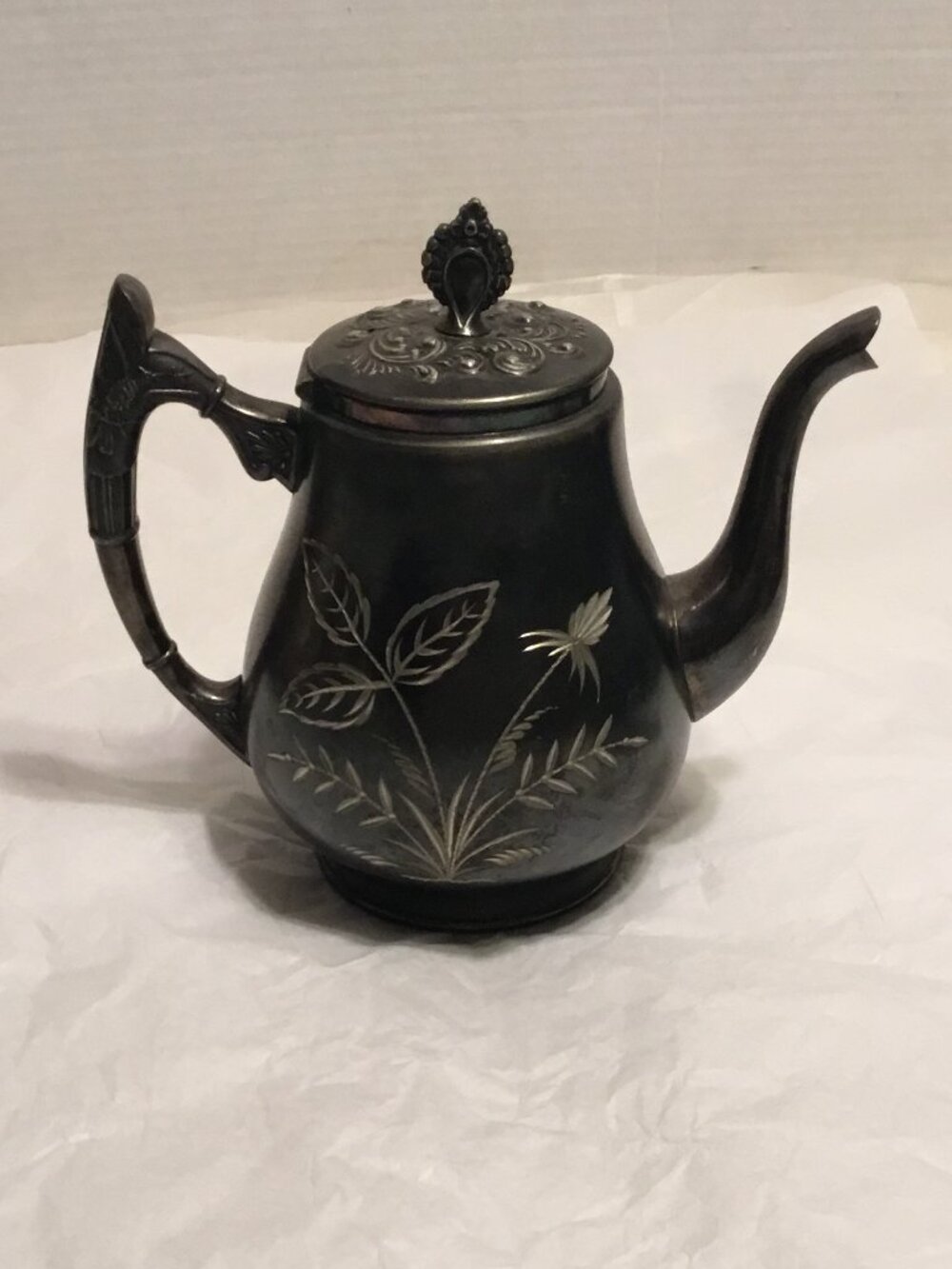 Antique William Rogers MFG. Co. quadruple plate silver plated coffee or tea pot